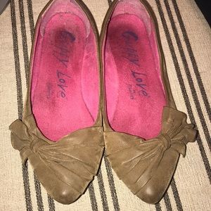 Size 8 Brown Flats